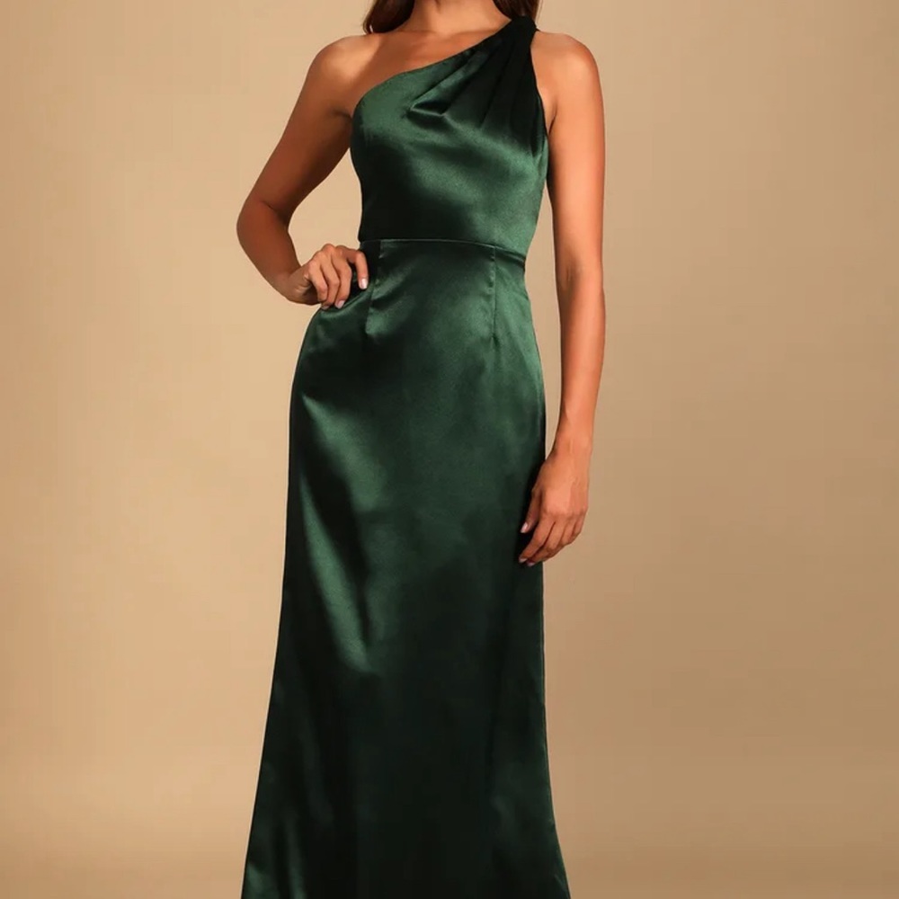 Lulu’s formal maxi dress - Emerald Green Satin One-Shoulder Maxi Dress